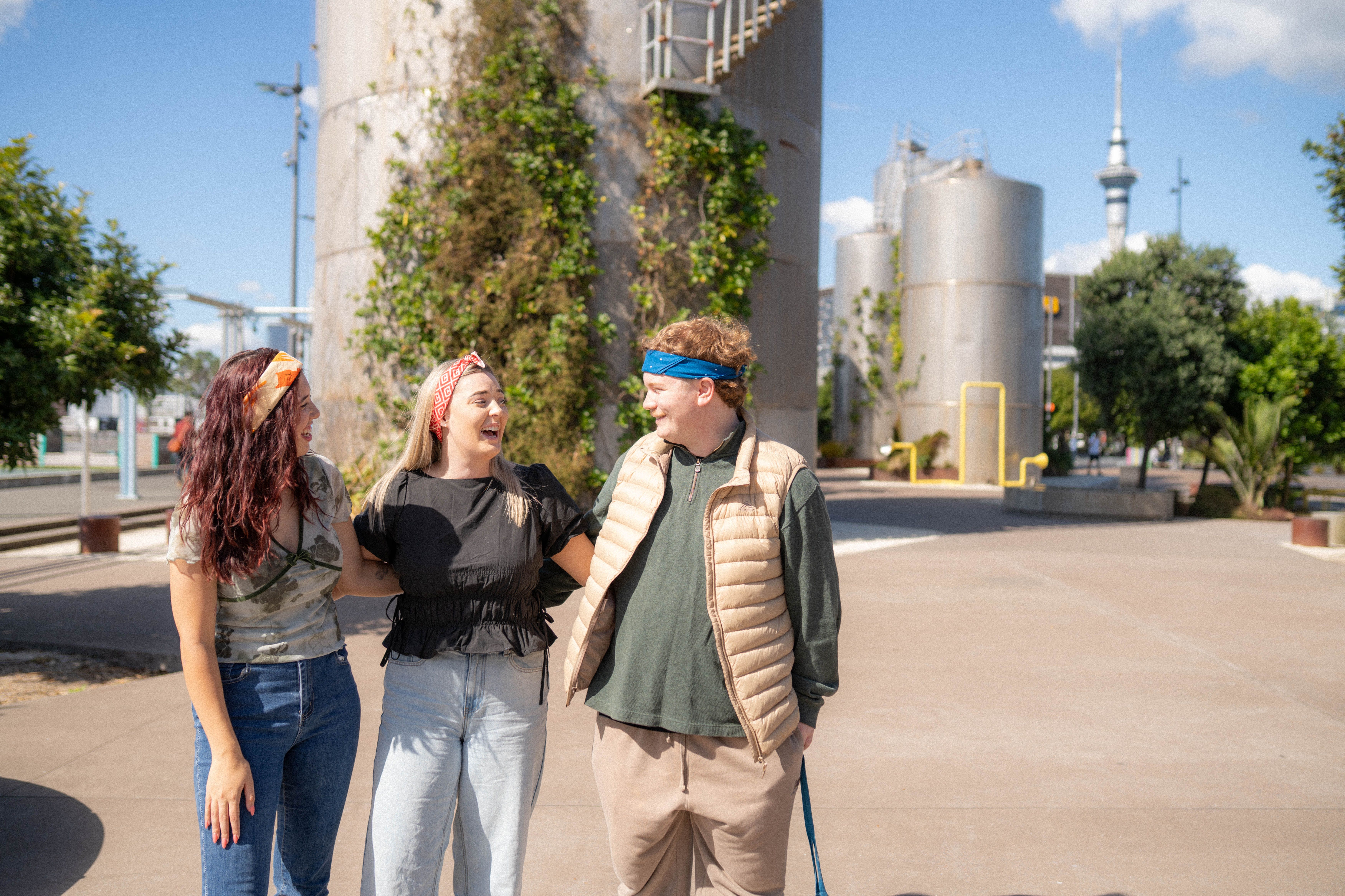 three rangatahi together