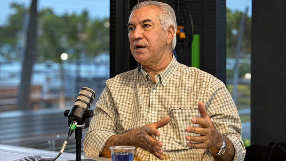 Reinaldo leva legado de revolução na educação de MS para disputa ao Senado