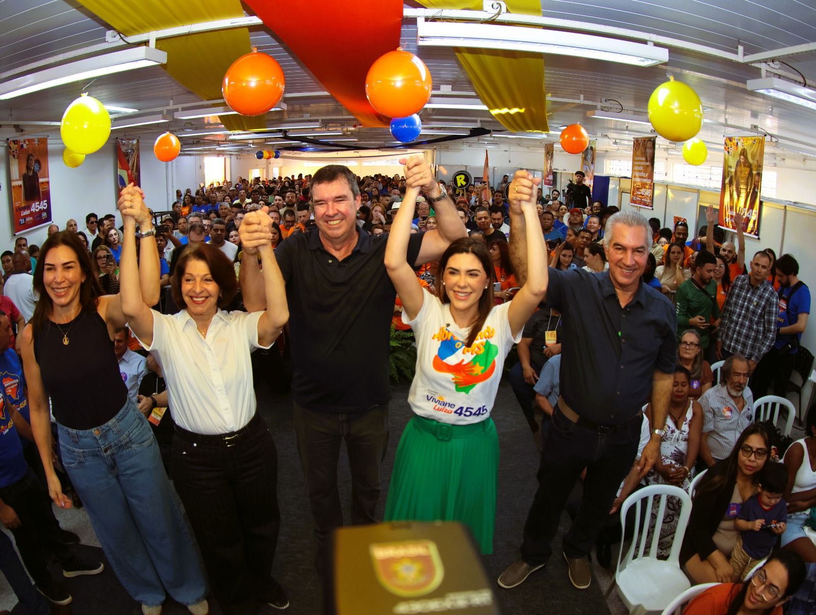 Reinaldo inicia campanha ao Senado ao lado de candidatos e apoiadores