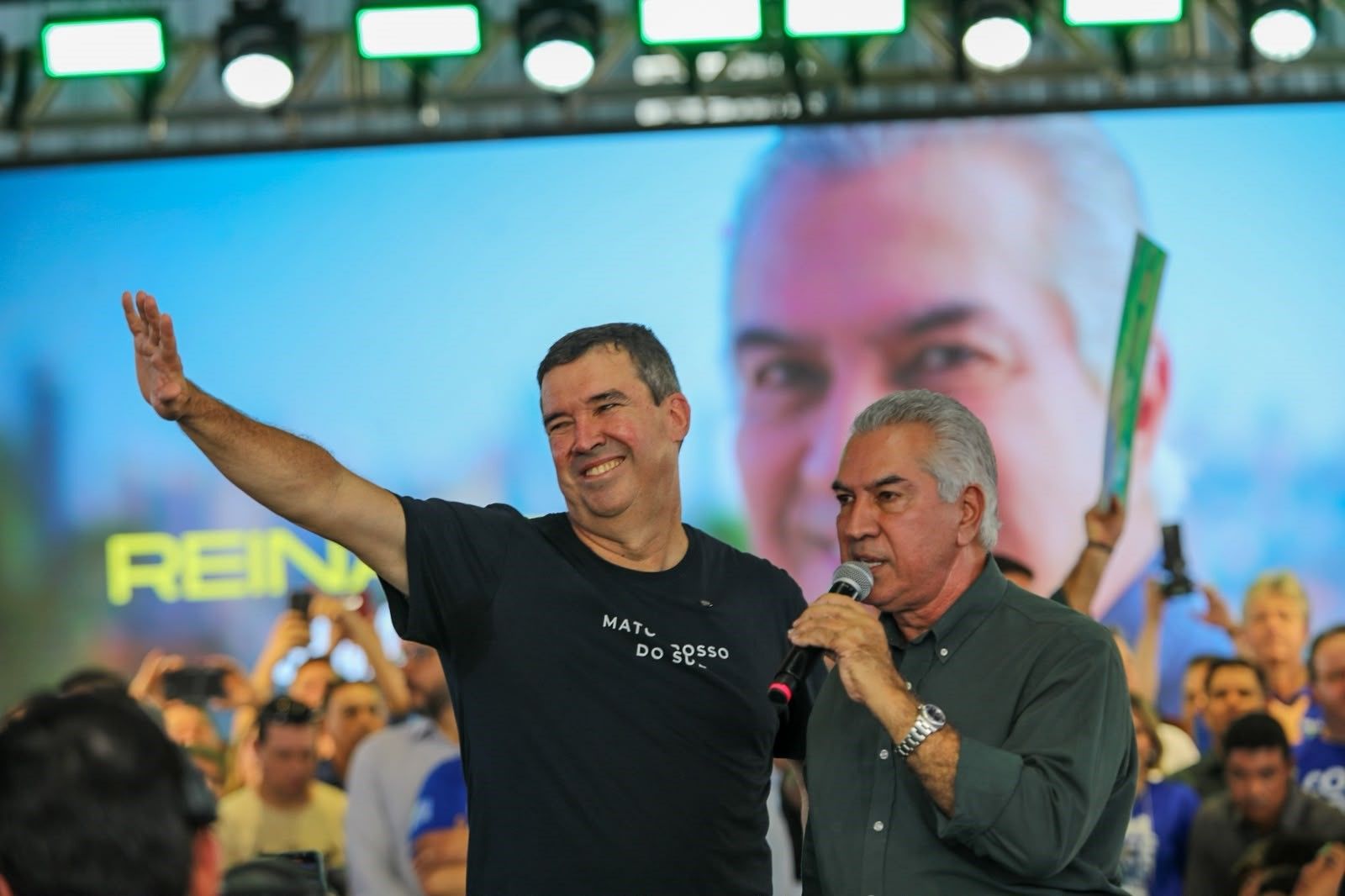 Com Riedel, Flávio Bolsonaro e Aliados, Reinaldo inicia campanha