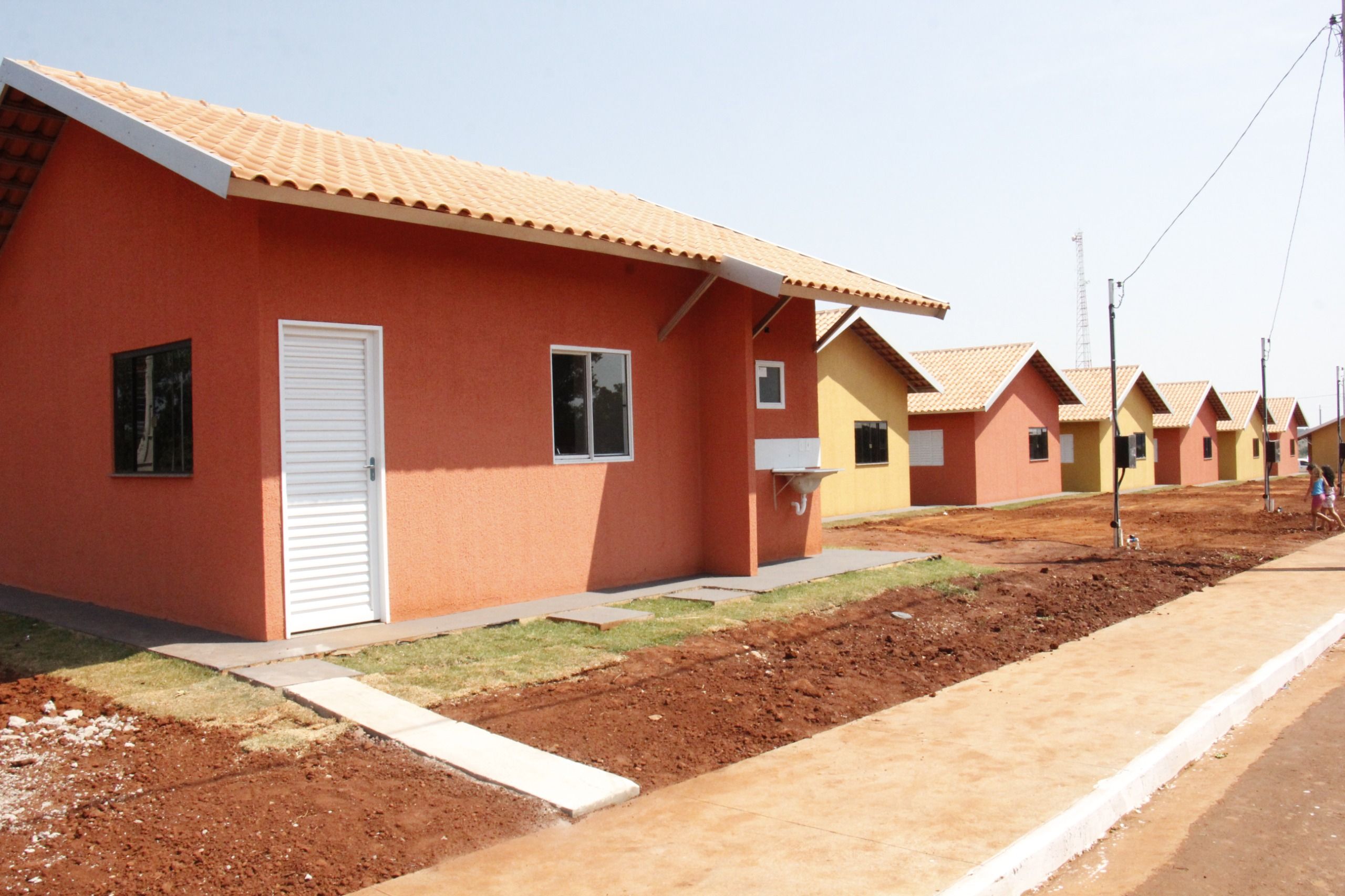 Custo dos presos federais pode pagar 7 mil casas por ano em MS, diz Reinaldo