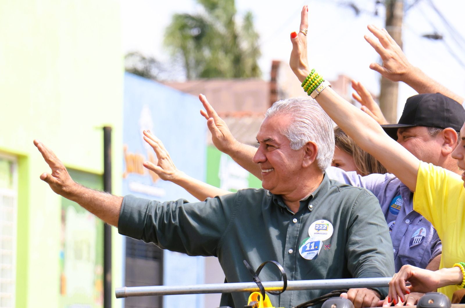Na Serra da Bodoquena, Reinaldo participa de carreatas e reforça compromisso municipalista