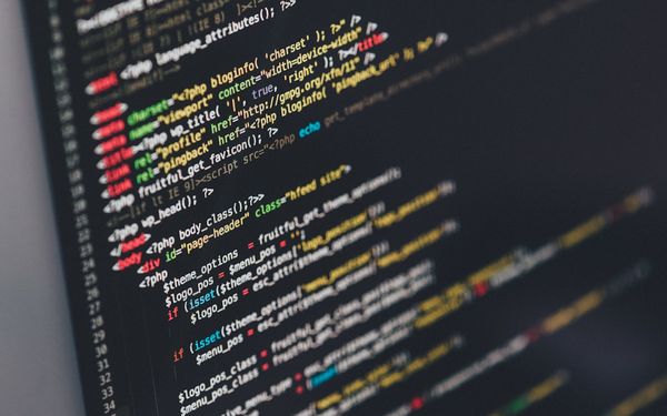 Quelle plateforme fait vraiment des sites rapides ?