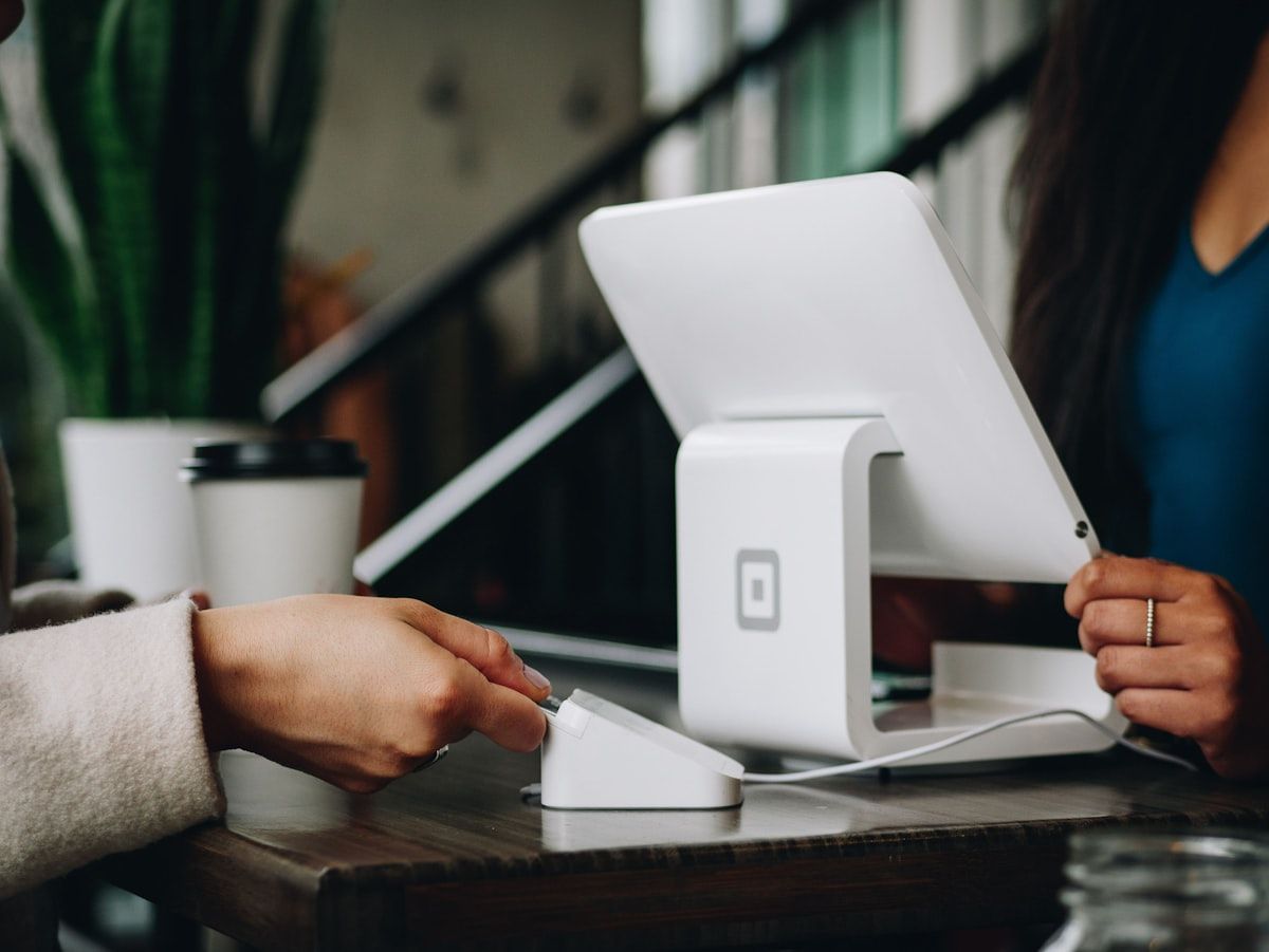How to Choose the Right Freelance Web Developer in 2026