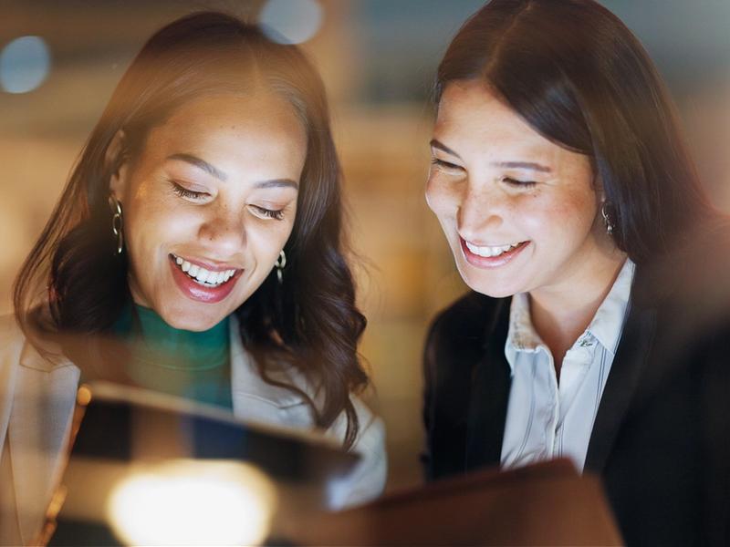 UTLEIEMEGLEREN ØSTFOLD AS logo