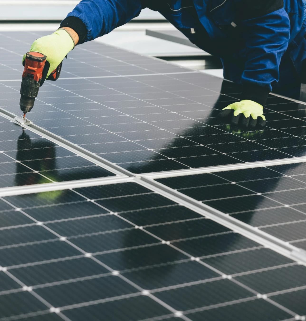 Solar installer financing — keep every install funded from panel to payout
