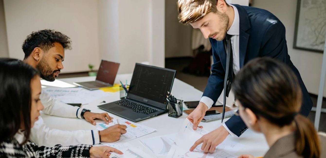 How to Read Your Business Cash Flow (Without an Accountant)