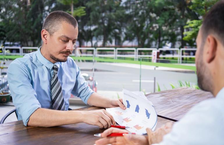 Installment vs. revolving credit: what every small business owner should know