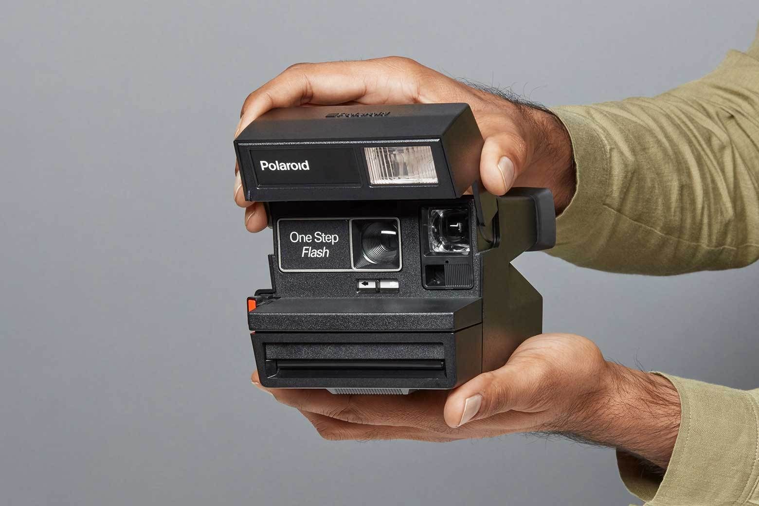 Polaroid Refurbished 600 Square Camera Review 2021