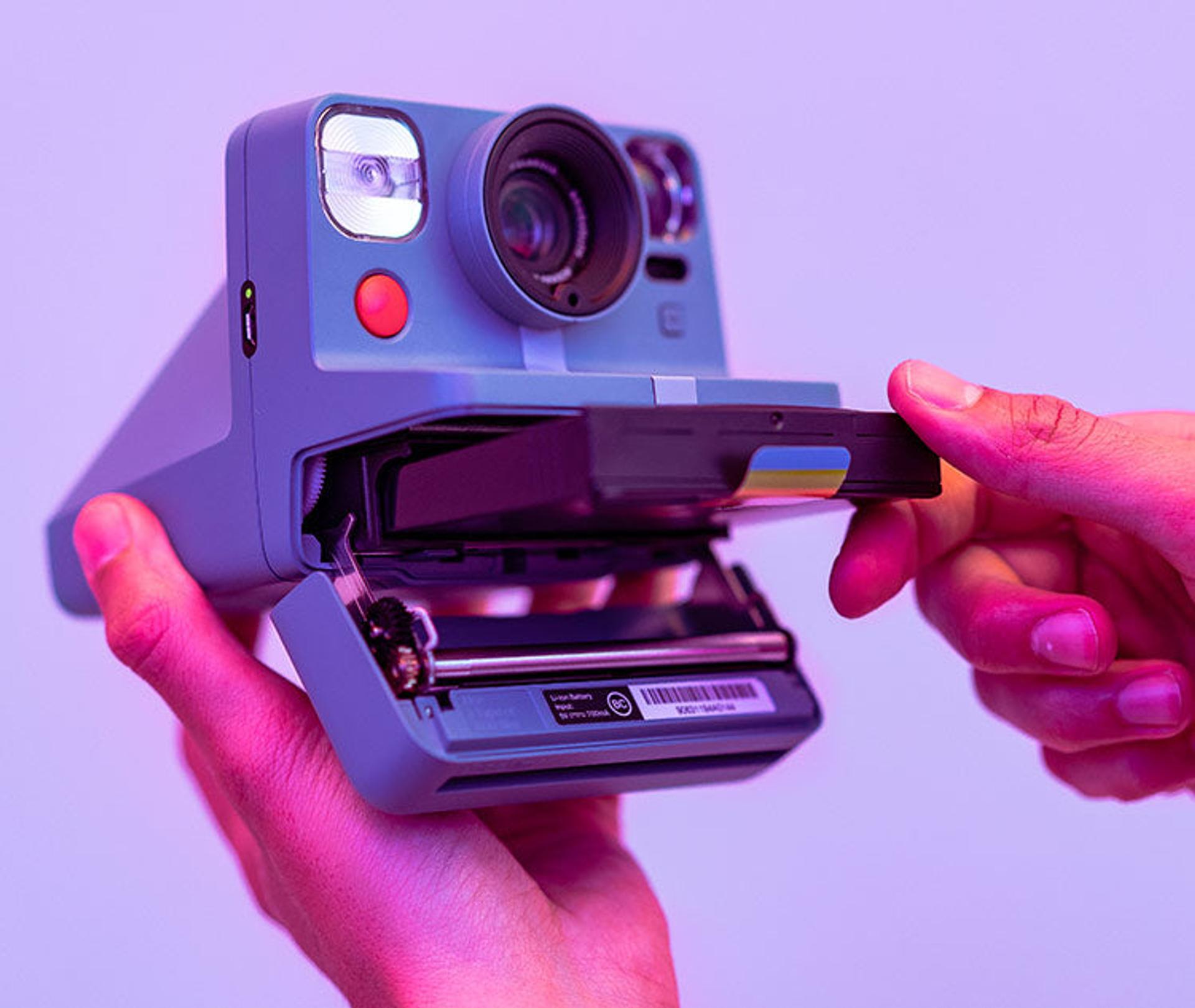 How to use the Polaroid Now Plus camera