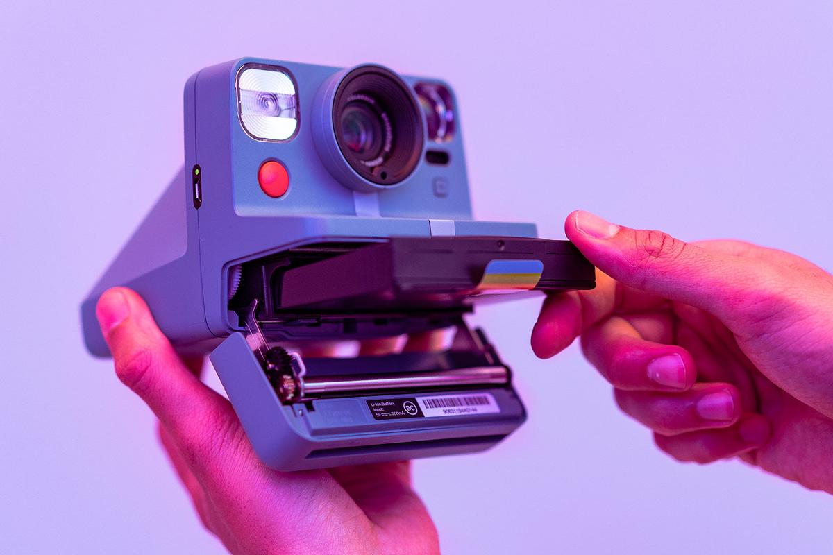 How to use the Polaroid Now Plus camera