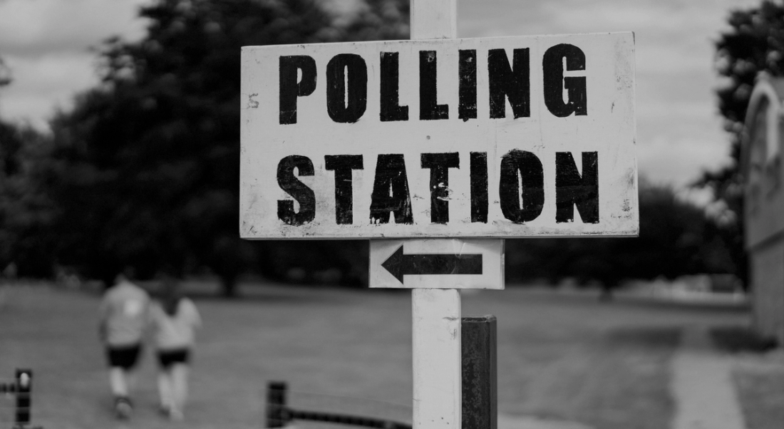 An image of polling station sign.