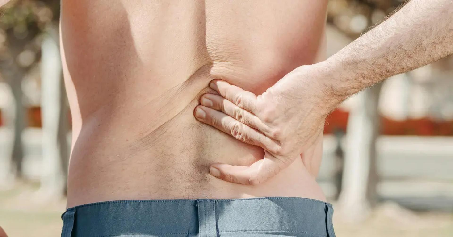 הכל על כאבי גב תחתון: תסמינים, סיבות וטיפולים יעילים