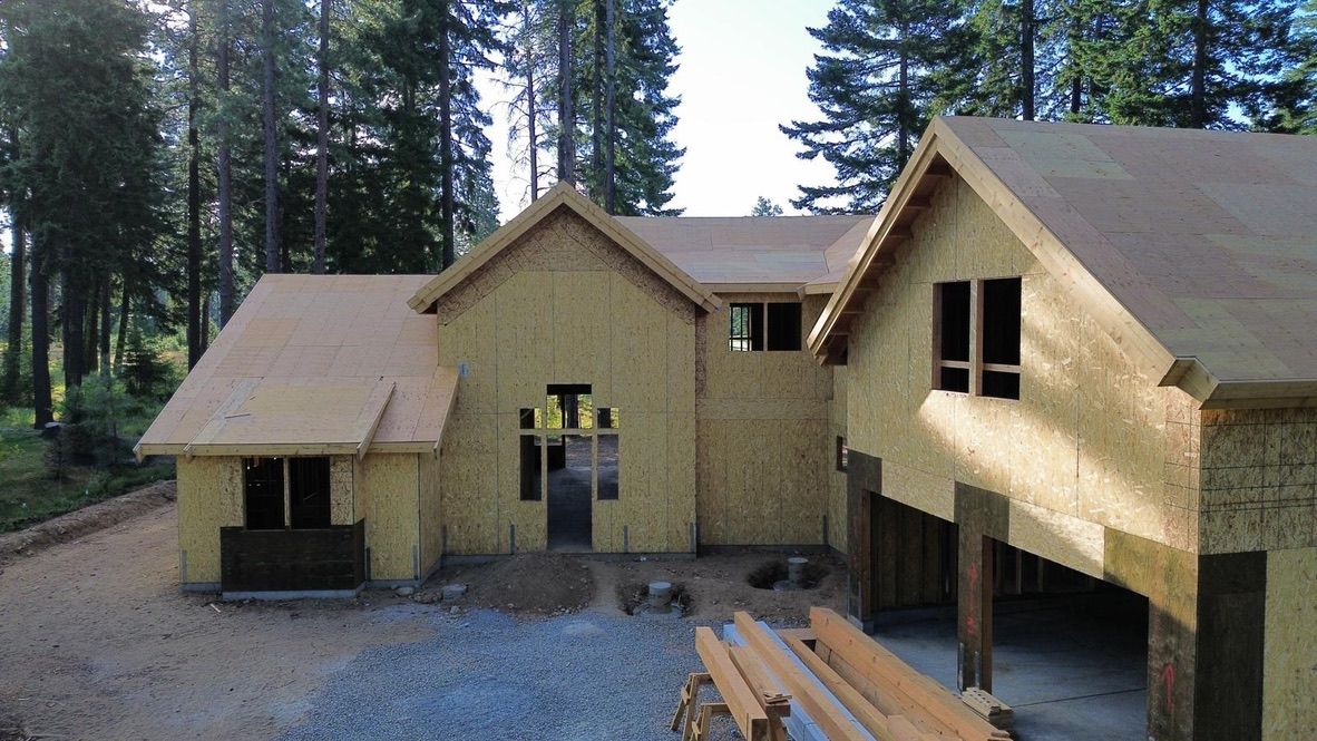 Winter Framing in Seattle: Why Your Custom Home Build Doesn’t Have to Wait