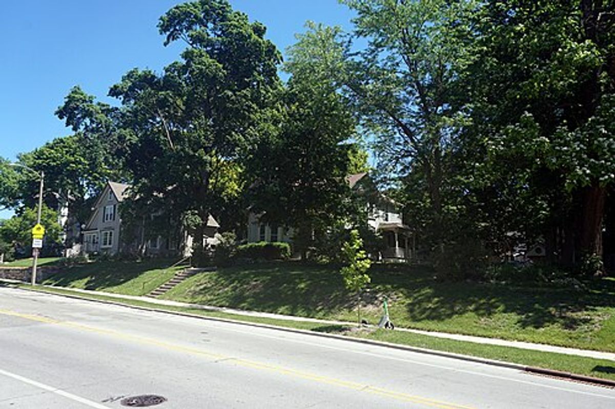 Home in the Wauwatosa Avenue Residential Historic District, Wauwatosa, Wisconsin