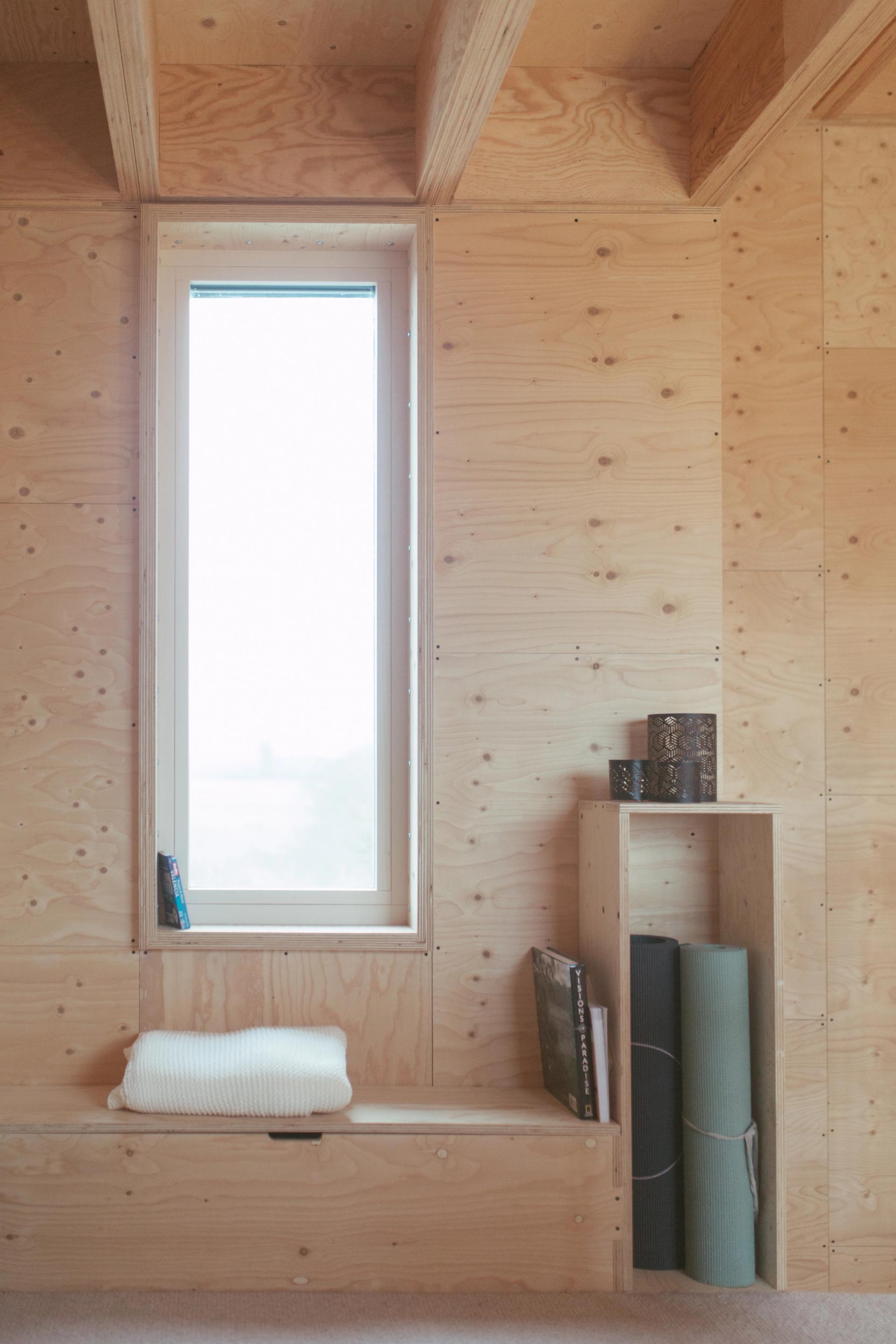 U-Build is a revolutionary self-build system for making beautiful spaces. This is a picture of the interior of Box House, as featured on the Grand Designs TV show,