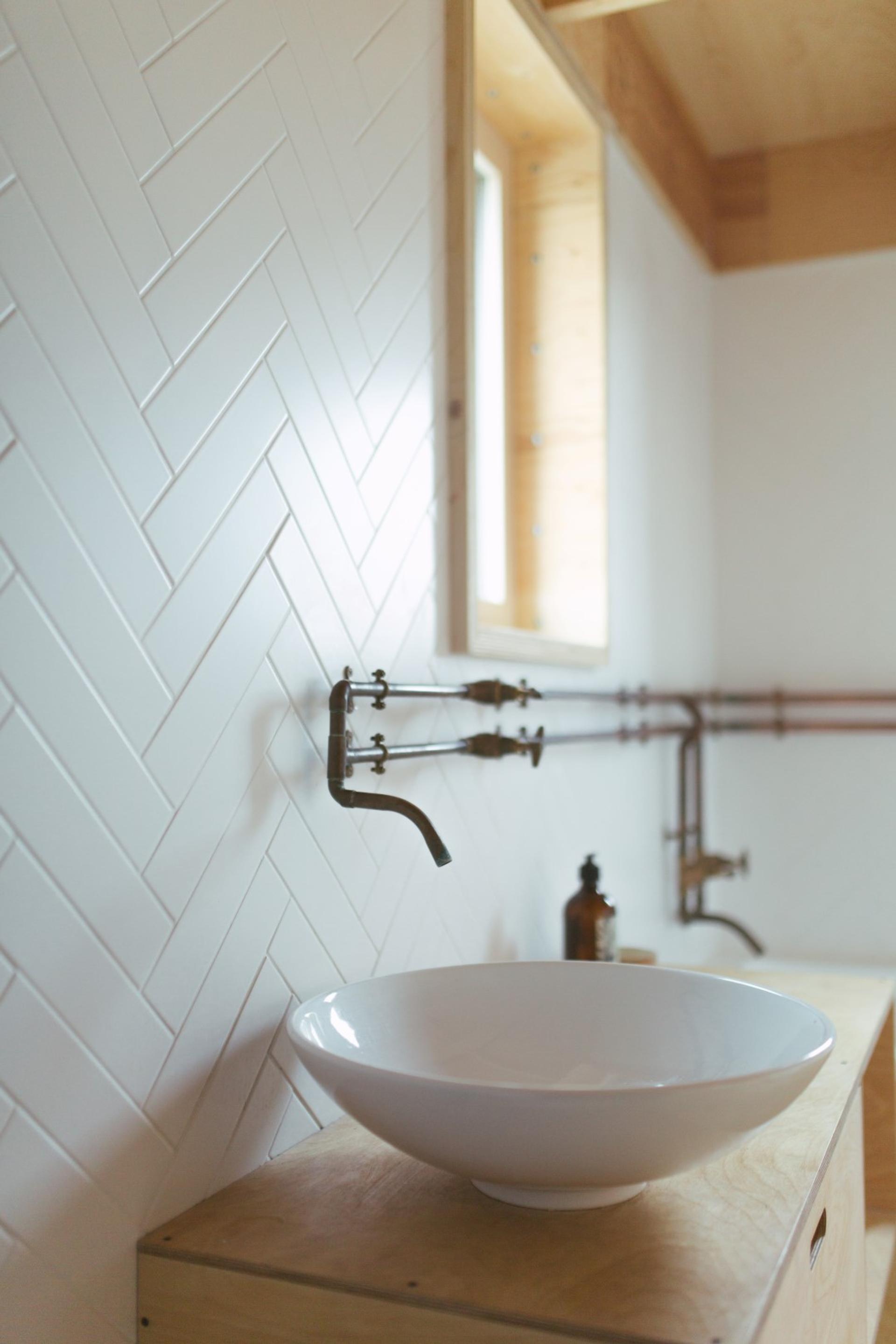 U-Build can be used for furniture and storage - This is a picture of a U-Build bathroom cabinet