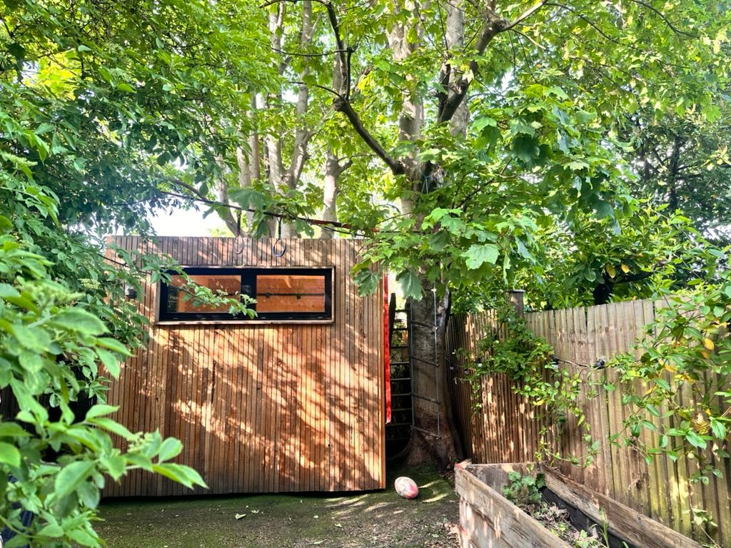 The Treehouse Pod