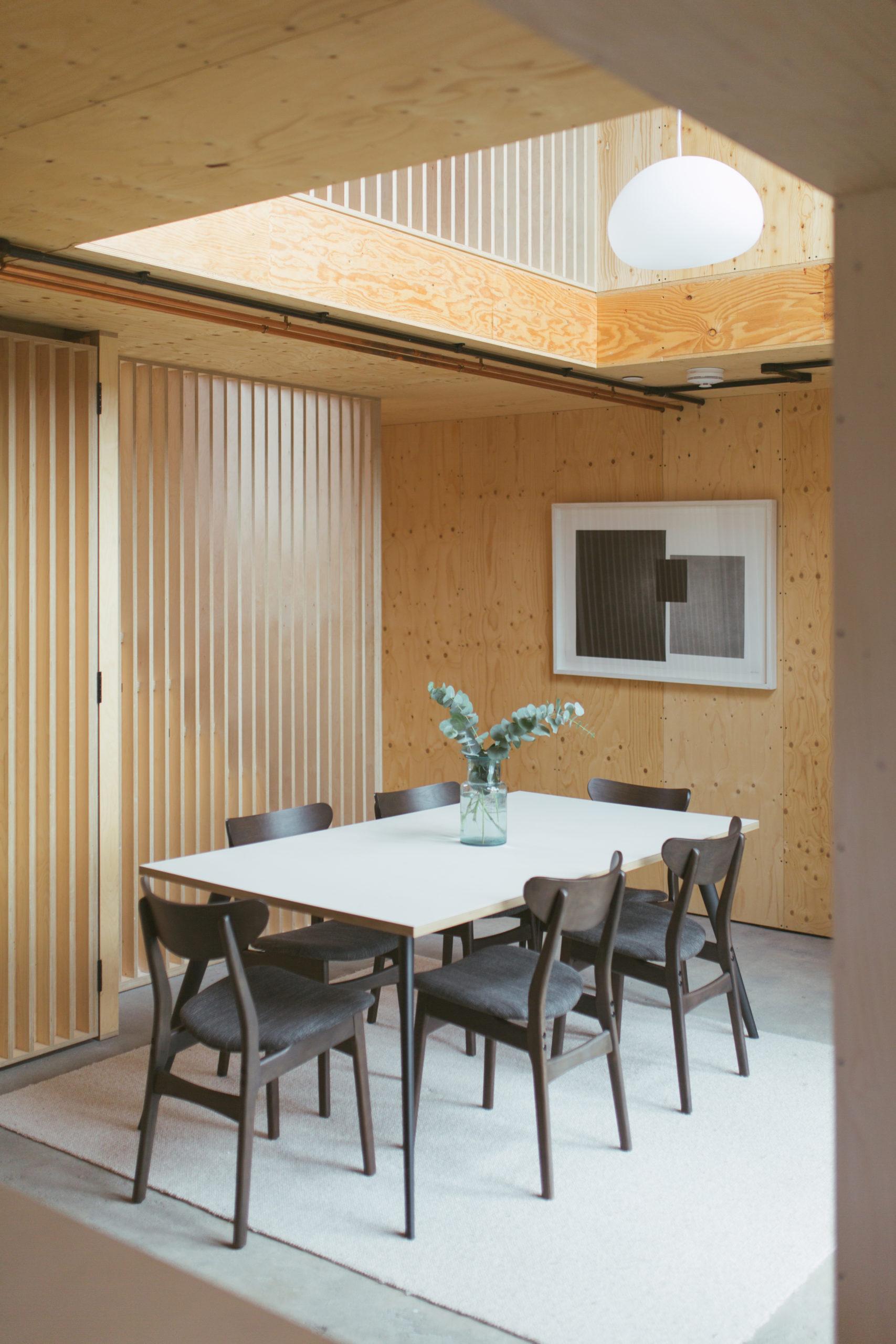 Box House, Lenny Codd