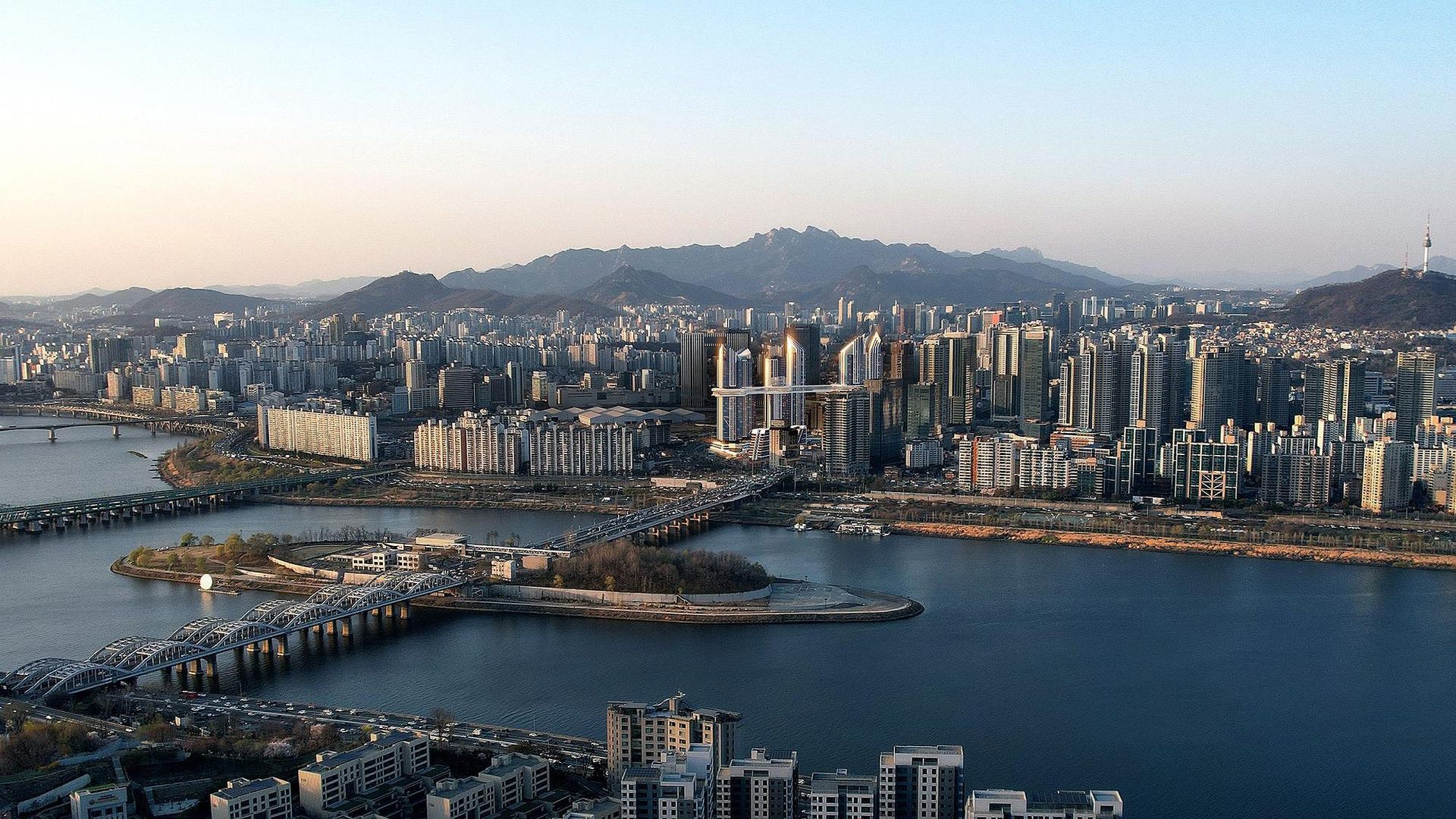 yongsan-theline330