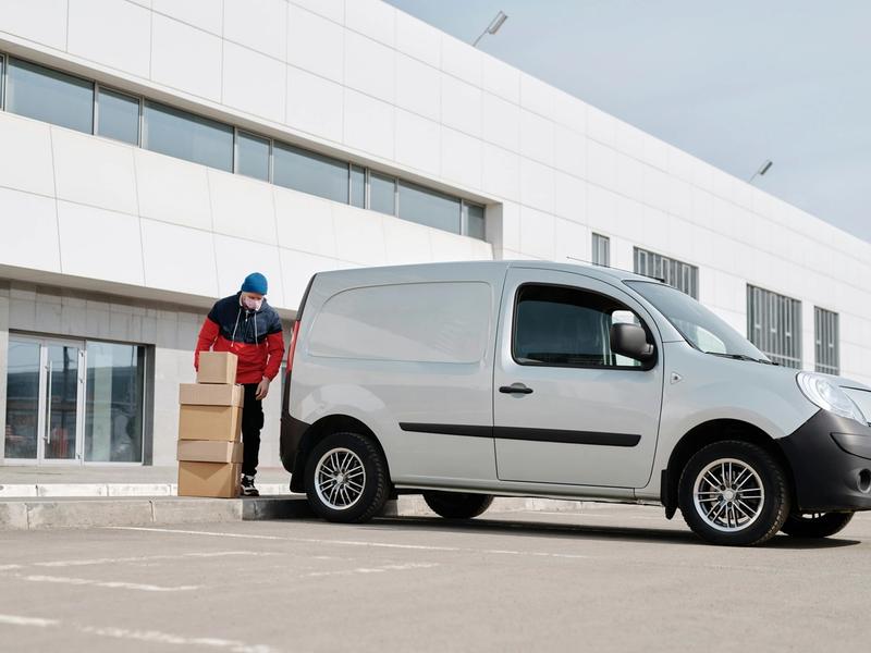 The Last-Mile Delivery Puzzle: How Small 3PLs Win Big