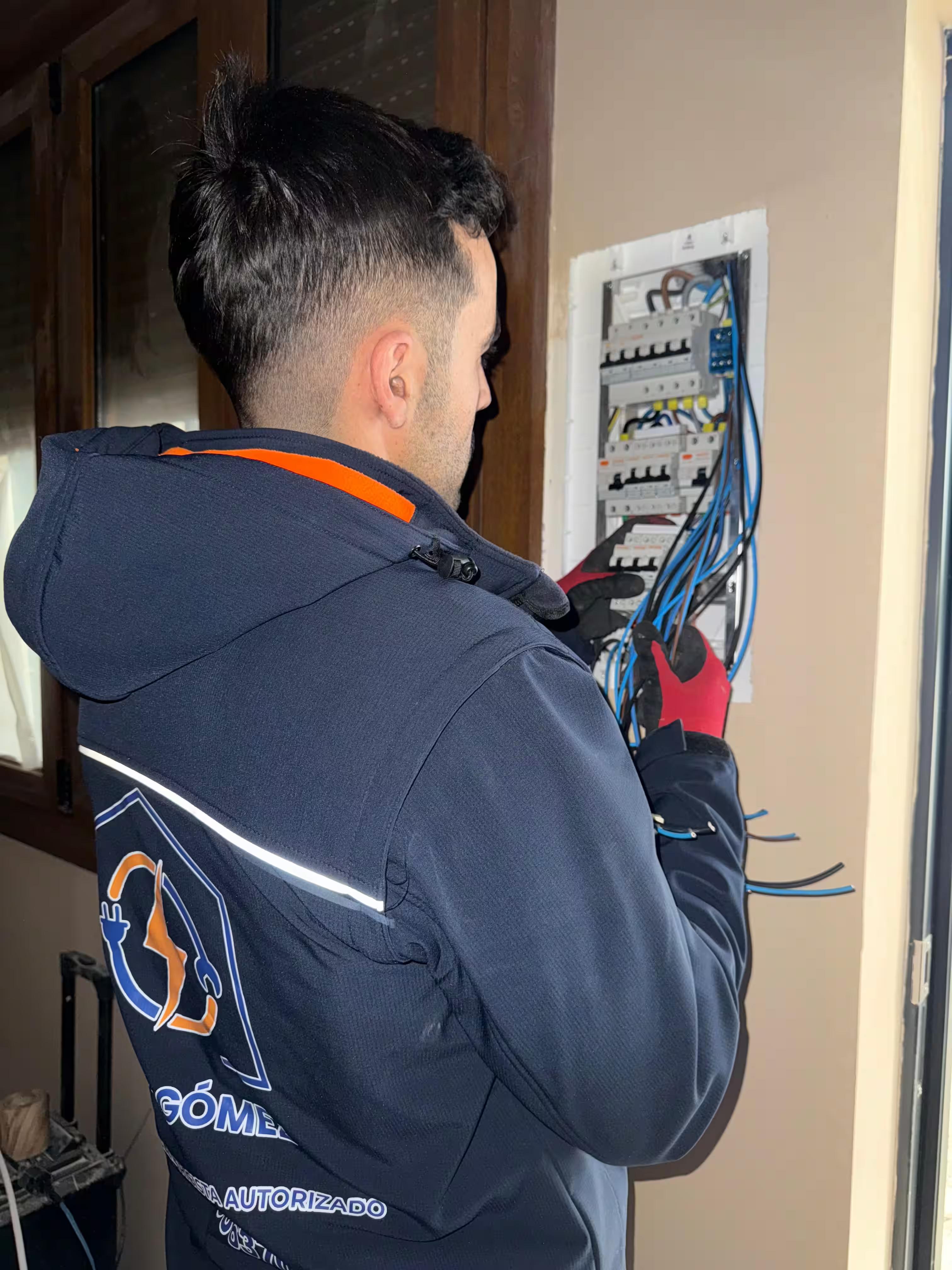 Instalación eléctrica completa de vivienda en Sevilla