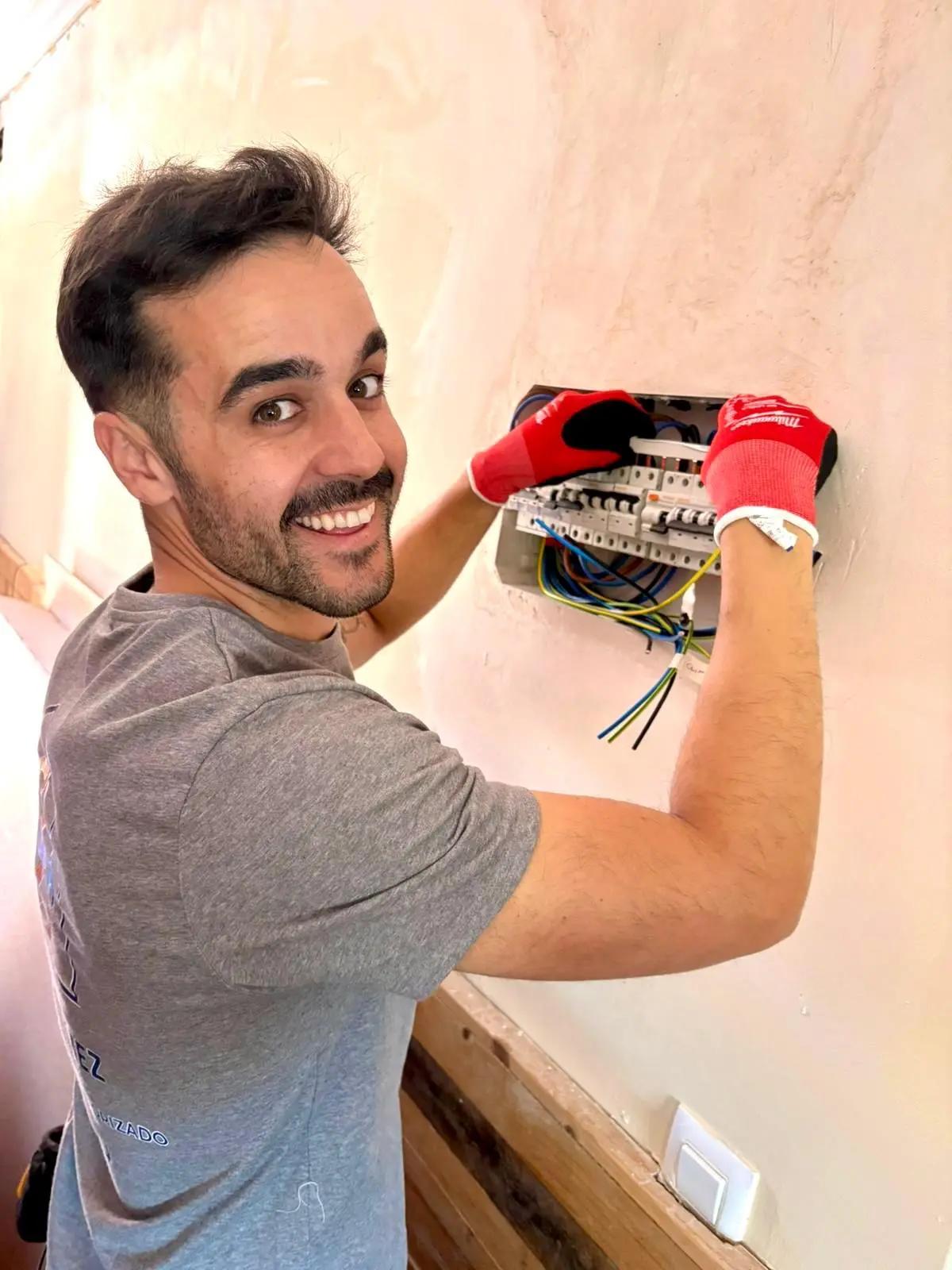 Certificado eléctrico CIE emitido por instalador autorizado en Sevilla