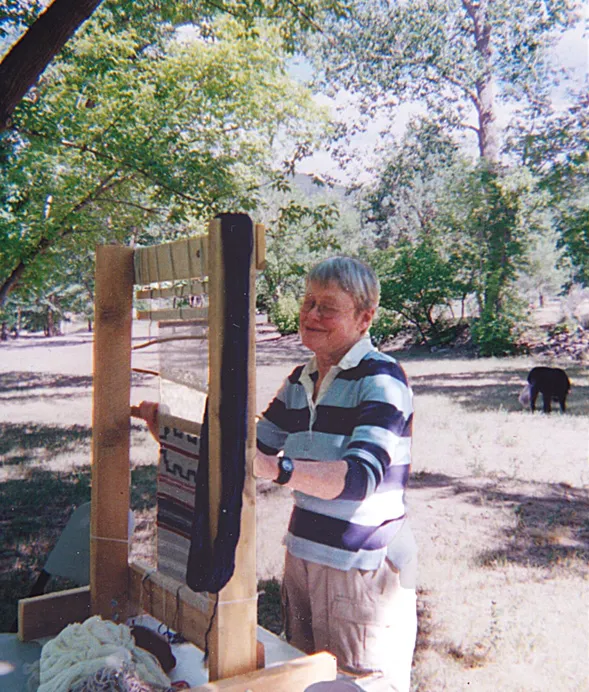 A student of Navajo weaving