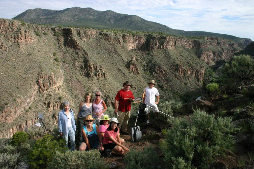 Rich Gallego with 2009 class painting above the magnificent Rio Grande Gorge