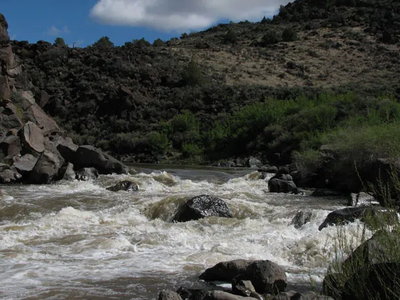 A ten minute walk from one of our sites is a place where two rivers converge. Here the air is filled with the sound of flowing water and there are a myriad of painting possibilities