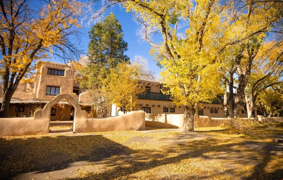 Historic Sagebrush Inn
