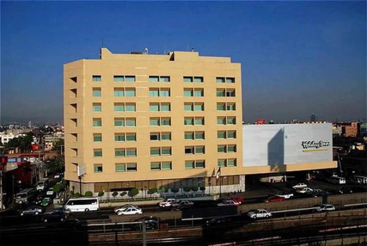 HOLIDAY INN TLALPAN
