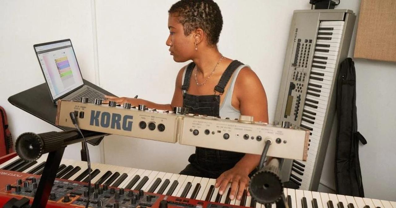 A Producer Using Splice