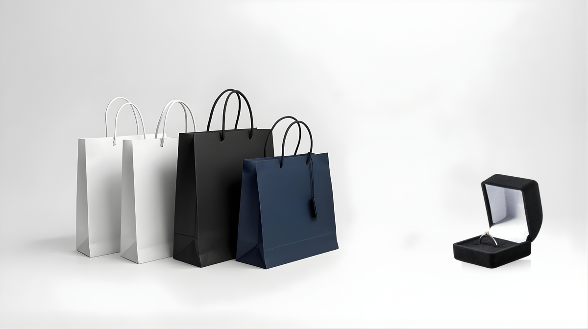 silvens shopping bags and ring box