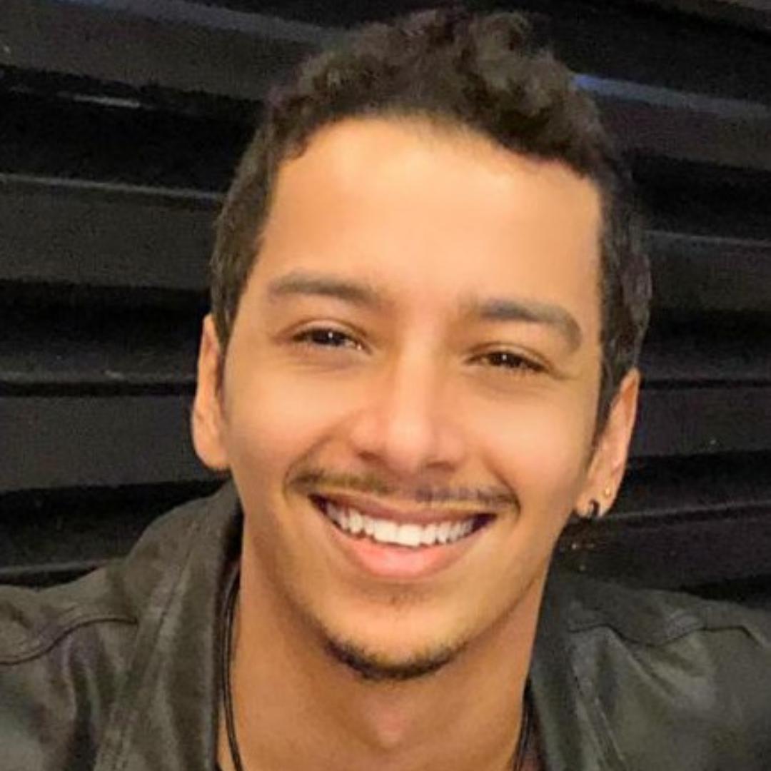 foto de perfil Autor Rodrigo Roddick