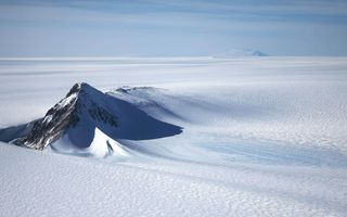 south pole is warming up faster
