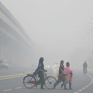 can air pollution cause miscarriage