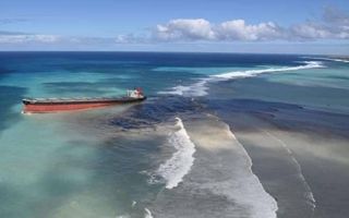 mauritius oil spill