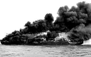 sri lanka burning cargo ship