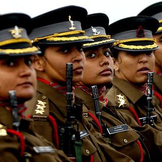 women commanders in the army