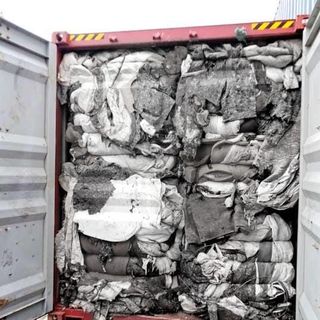 waste dumping in Sri Lanka