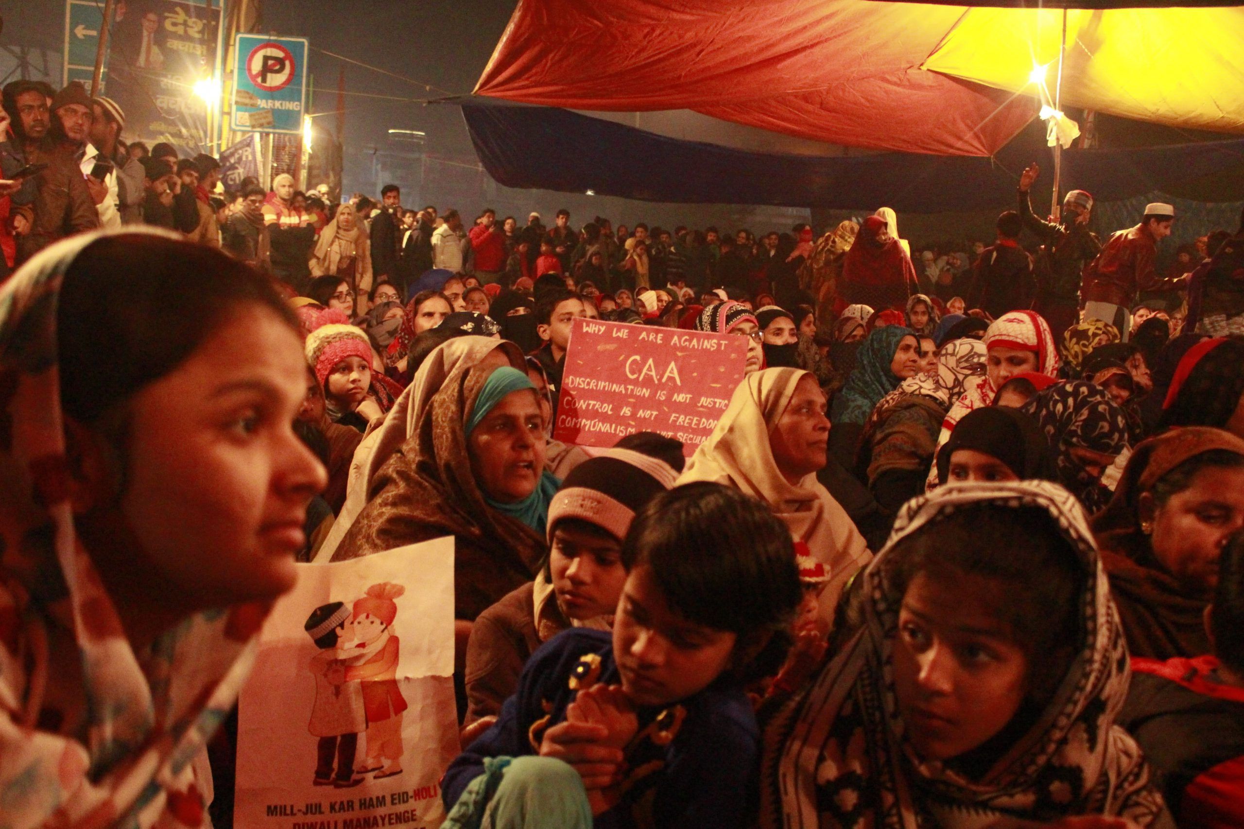 Shaheen Bagh LIVE: शाहीन बाग में खत्म हुई MCD की कार्रवाई, बगैर एक्शन के ही  लौटा बुलडोजर - shaheen bagh bulldozer demolition drive live update delhi  police mcd encroachment – News18 हिंदी