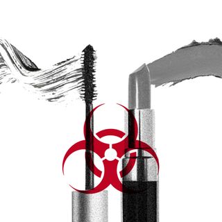 does make up contain toxic chemicals