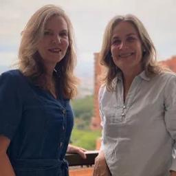 Cristina Aristizábal y Grace Taylor