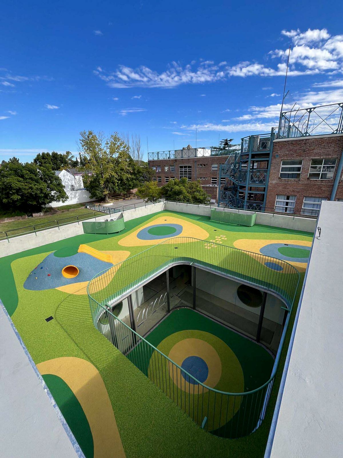 Southern Cross School Rooftop Playground - Image 1