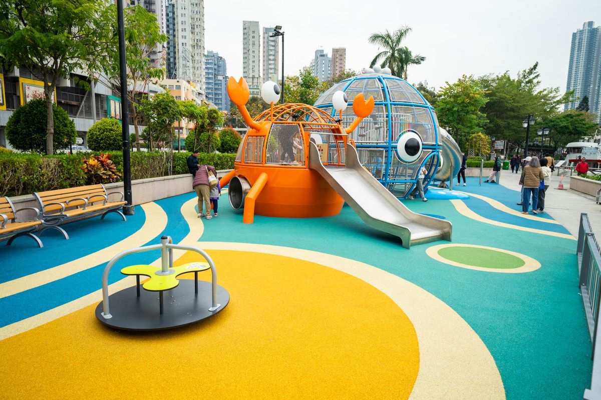 New Aquatic Playground on Hong Kong's Waterfront - Image 3