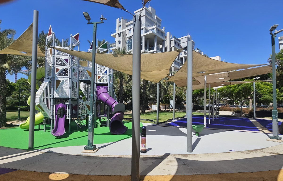 New playground in Ramat HaSharon - Image 1