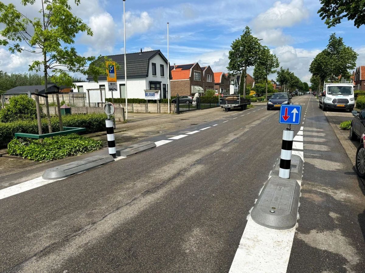 Safe streets with Rosehill Lane Separators