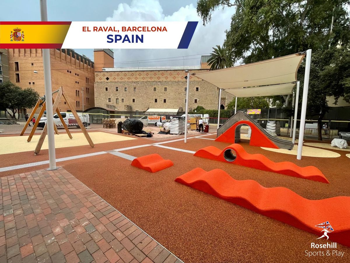 New Park Installed In El Raval, Barcelona - Image 1