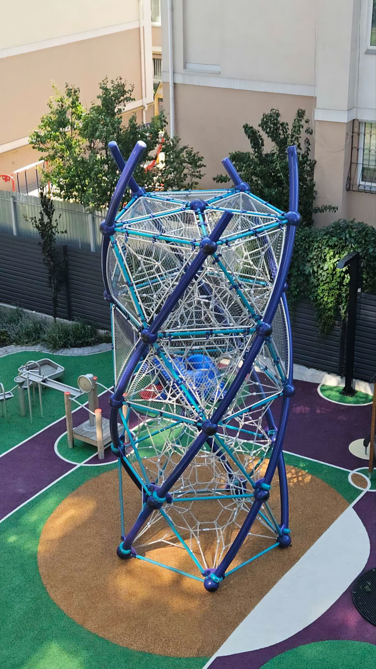 Multi-Zone Residential Playground, Kyiv - Image 5